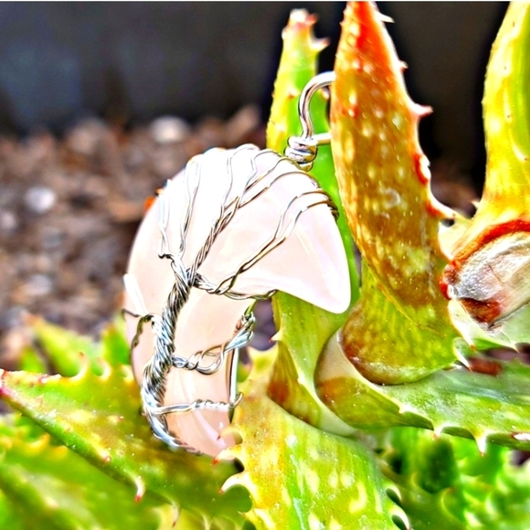Rose Quartz ✦ Moon Crystal Necklace ✦ Wire‑Wrapped Tree of Life Pendant NWT - Picture 3 of 14